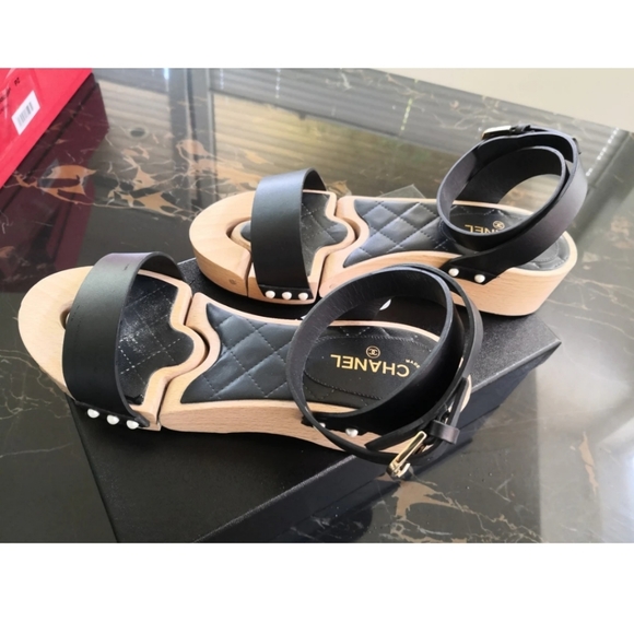 Chanel leather clogs - Picture 7 of 9